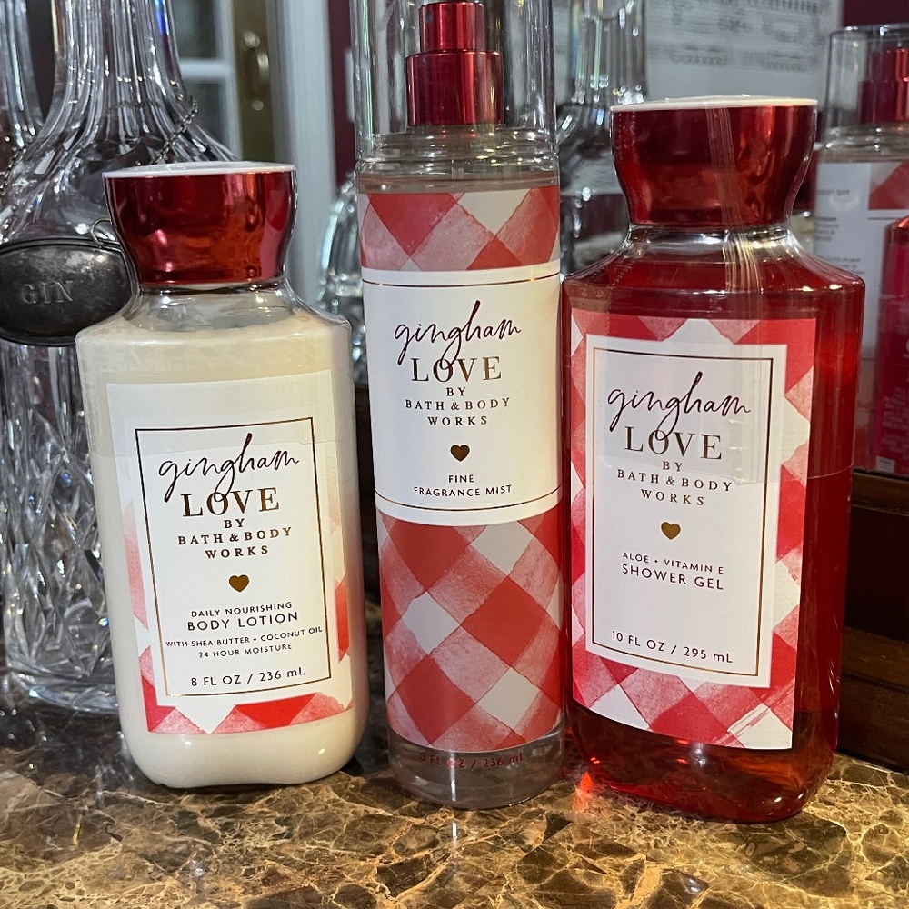 Bath and Body Works Gingham Love Gift Set